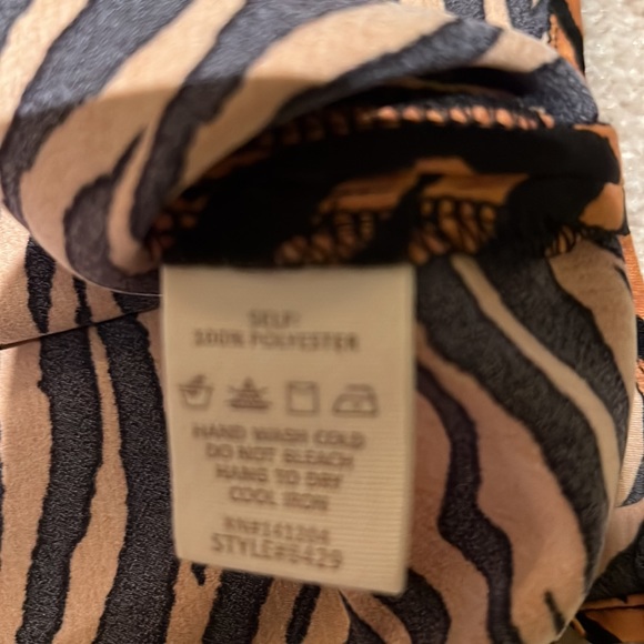 Hem&Thread - Racer Back Tank - Picture 8 of 8